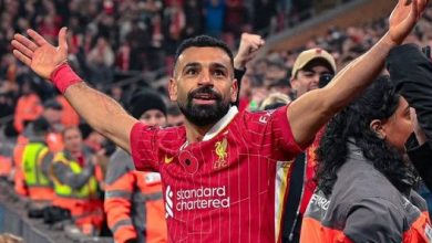 صورة محمد صلاح يقترب من تجديد عقده مع ليفربول لمدة موسمين