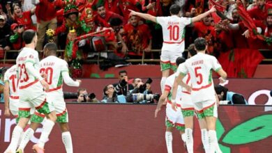 صورة المغرب يفوز على الكاميرون بثنائية ويحجز مقعده في المربع الذهبي لكان 2025
